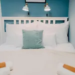 Orangehomes One Bedroom Art Apartament *