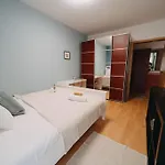Orangehomes One Bedroom Art Budapesta