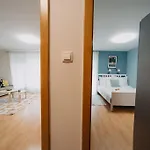 Orangehomes One Bedroom Art