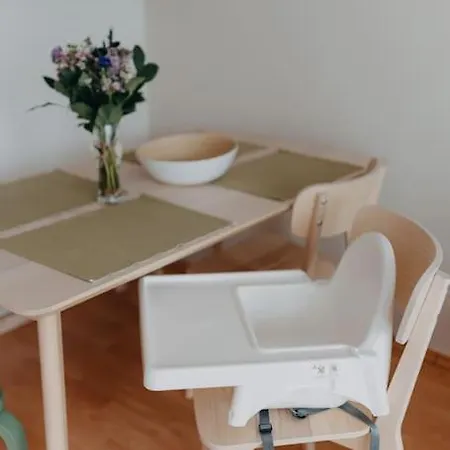 Orangehomes One Bedroom Art Apartman *